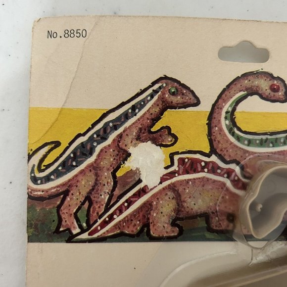 Vintage Cookie Cutters - Four‎ - Dinosaurs NOS Sealed Package - Picture 3 of 5